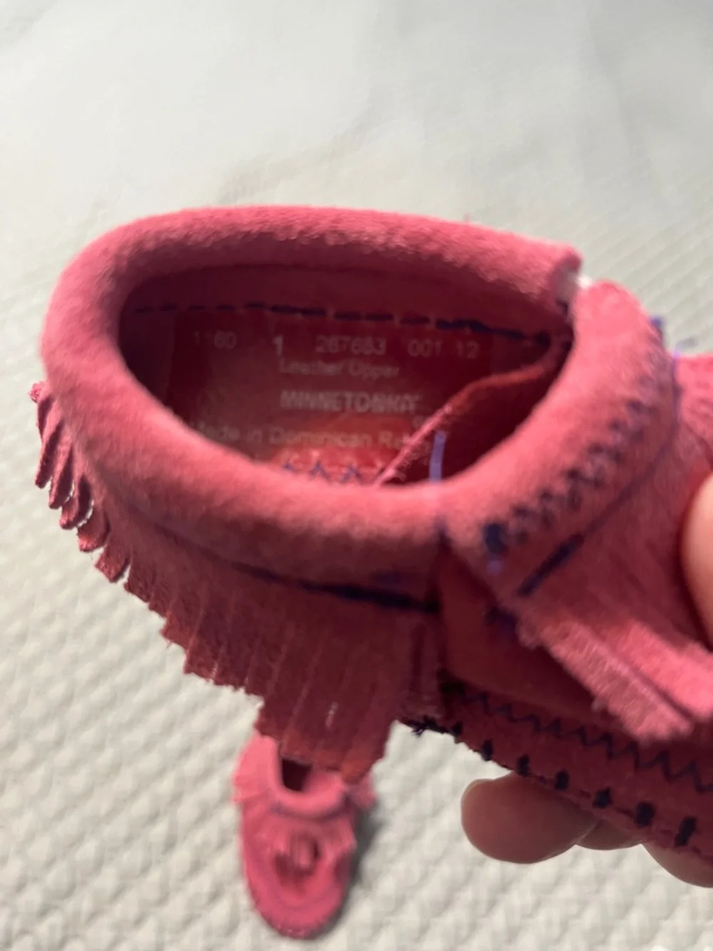 Minnetonka Kids Suede Fringe Moccasins - Pink